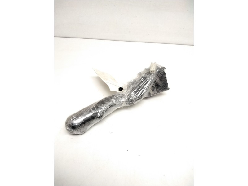 Recambio de mando limpia para daewoo leganza 2.0 cdx referencia OEM IAM 96206806 3893311000 