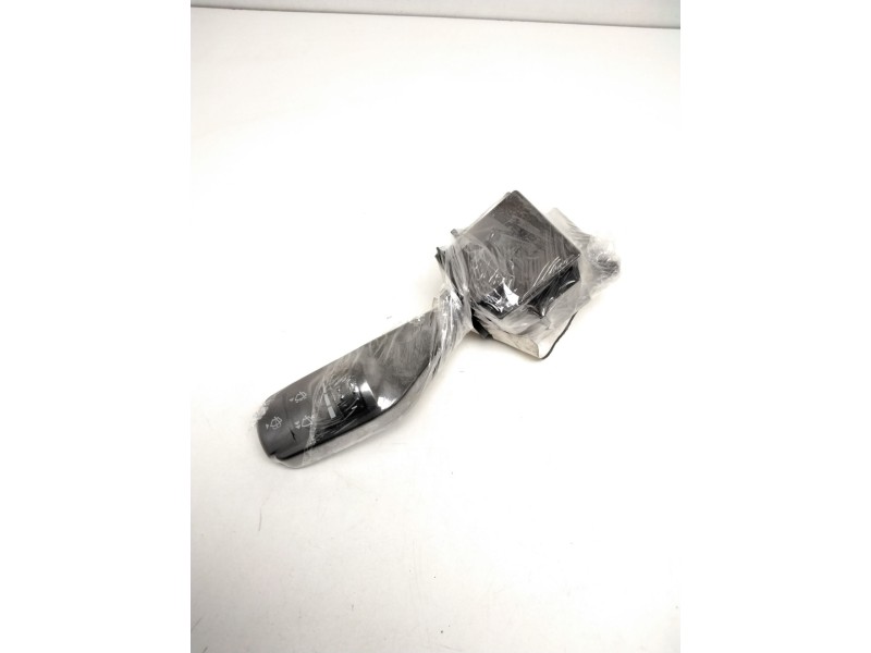 Recambio de mando limpia para ford focus berlina (cap) ambiente (d) referencia OEM IAM 4M5T17A553BD 17D940 