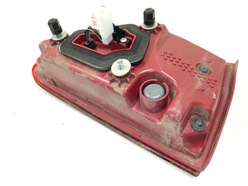 Recambio de piloto trasero derecho porton para kia stonic (yb) 1.2 cvvt referencia OEM IAM   