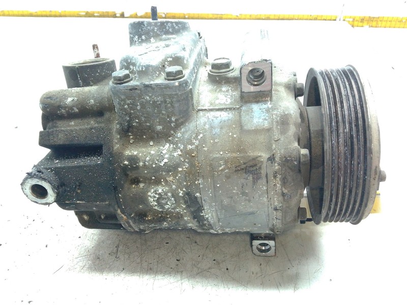 Recambio de compresor aire acondicionado para volkswagen golf v (1k1) 2.0 tdi referencia OEM IAM 1K0820803G  