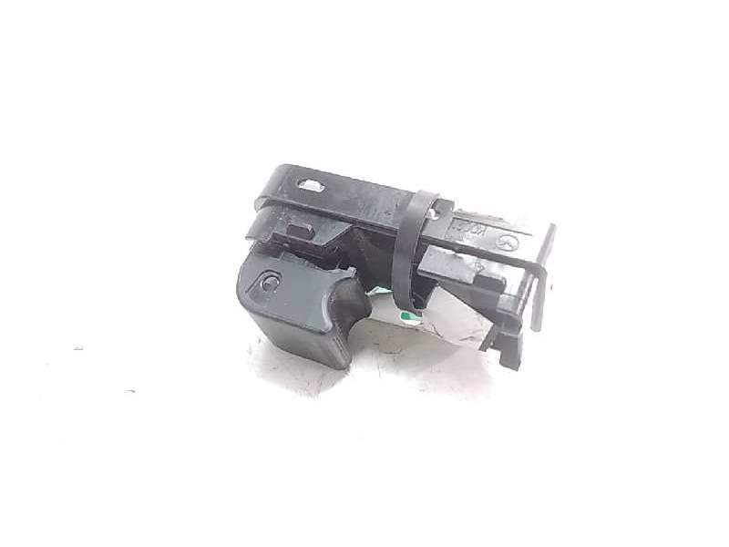 Recambio de mando elevalunas trasero derecho para mazda cx-3 referencia OEM IAM 8081T2  