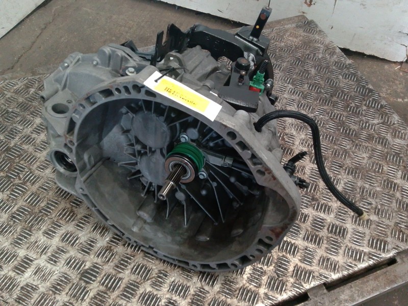 Recambio de caja cambios para renault master iii furgoneta (fv) 2.3 dci 150 fwd (fv0f, fv03) referencia OEM IAM   
