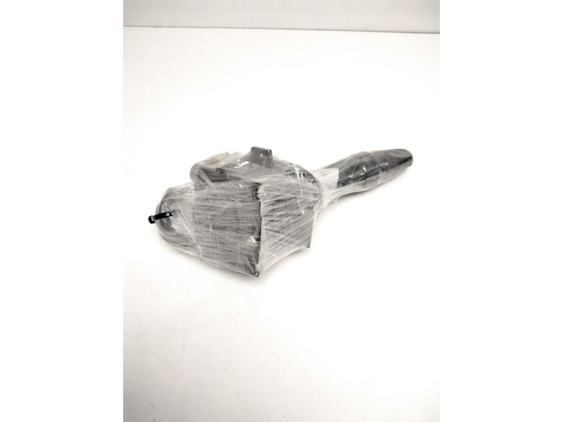 Recambio de mando luces para ssangyong musso 2.9 turbodiesel cat referencia OEM IAM 66231A  124722