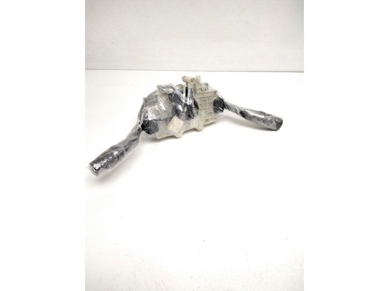 Recambio de mando limpia para ssangyong kyron 270 spr xdi premium 4wd referencia OEM IAM 8590009C50 6183AG1000 