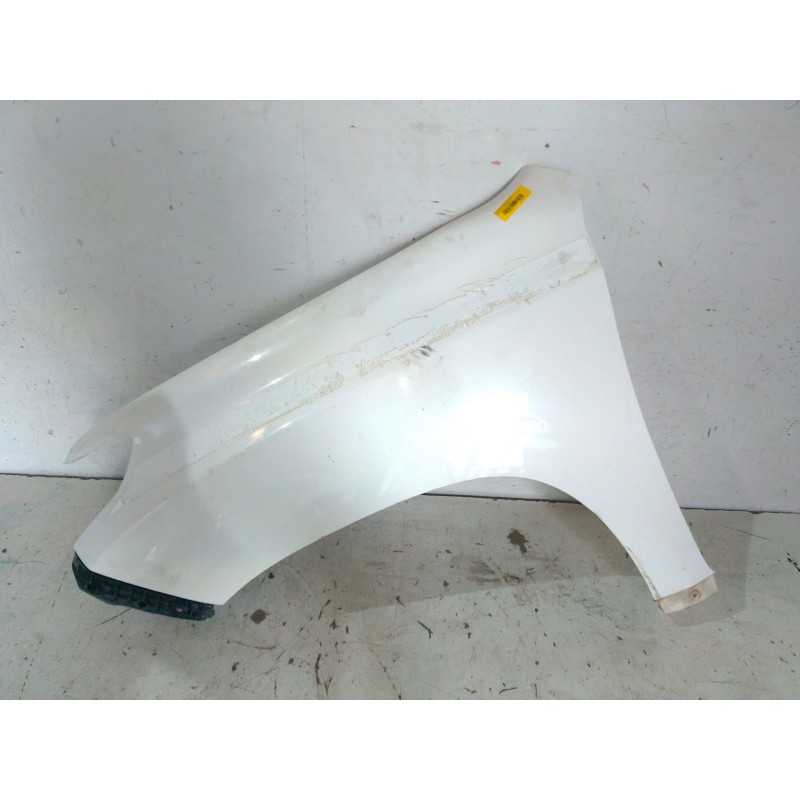 Recambio de aleta delantera izquierda para toyota land cruiser van (_j15_) 3.0 d4d 4wd (kdj155, kdj150) referencia OEM IAM   