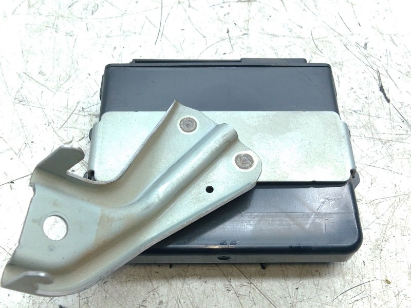 Recambio de modulo electronico para toyota land cruiser van (_j15_) 3.0 d4d 4wd (kdj155, kdj150) referencia OEM IAM 8953360271  