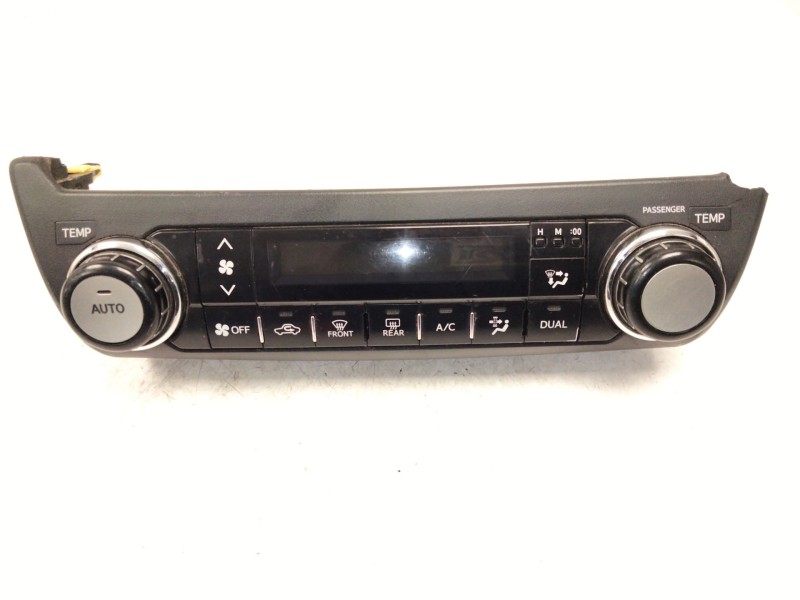 Recambio de mando climatizador para toyota land cruiser van (_j15_) 3.0 d4d 4wd (kdj155, kdj150) referencia OEM IAM 8401060C70C0