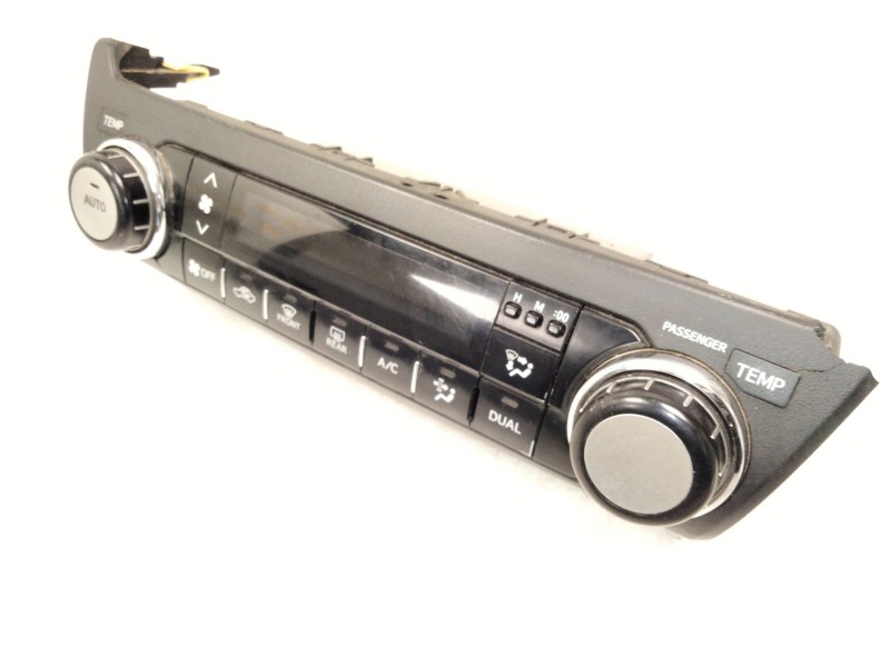 Recambio de mando climatizador para toyota land cruiser van (_j15_) 3.0 d4d 4wd (kdj155, kdj150) referencia OEM IAM 8401060C70C0