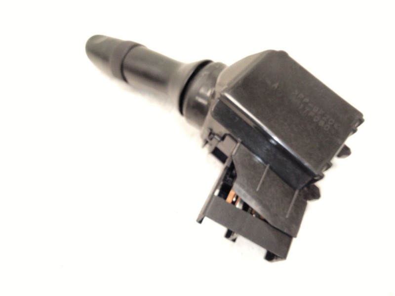 Recambio de mando limpia para toyota land cruiser van (_j15_) 3.0 d4d 4wd (kdj155, kdj150) referencia OEM IAM 4818017E463  