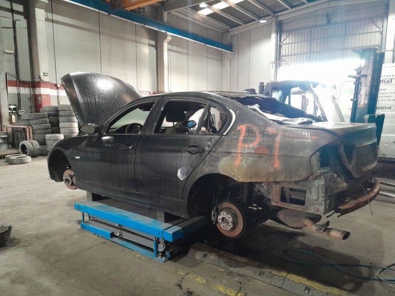 bmw 3 (e90) del año 2008