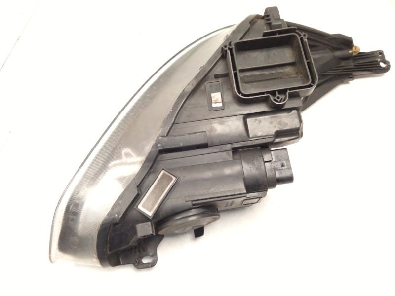 Recambio de faro izquierdo para ford focus iii 1.5 ecoboost referencia OEM IAM F1EB13W030  