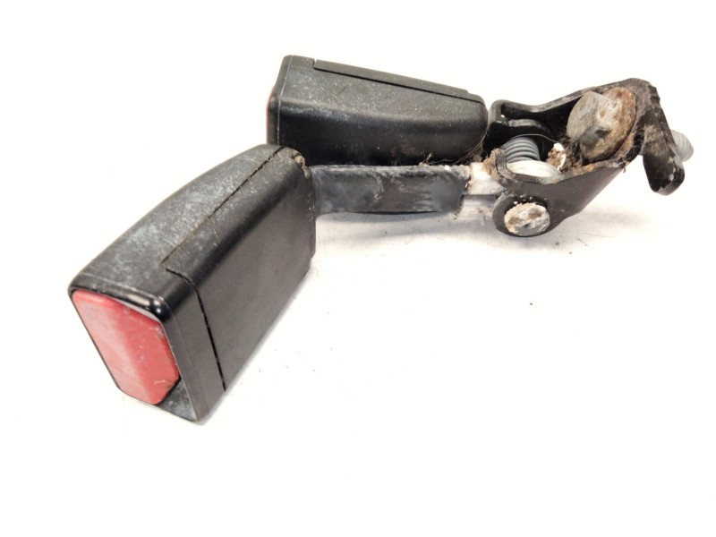 Recambio de enganche cinturon trasero central para peugeot 2008 i (cu_) 1.6 bluehdi 120 referencia OEM IAM   