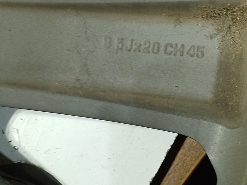 Recambio de llanta aluminio para land rover range rover velar (l560) 2.0 d240 sd4 4x4 referencia OEM IAM J8A21007NB  