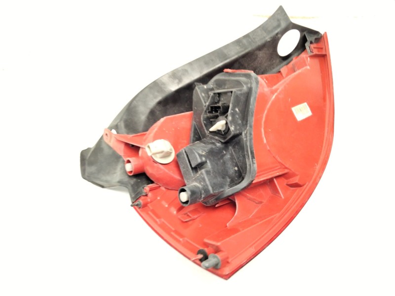 Recambio de piloto trasero derecho para renault megane ii (bm0/1_, cm0/1_) 1.5 dci (bm1f, cm1f) referencia OEM IAM 89397355  