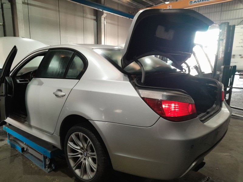 bmw 5 (e60) del año 2004