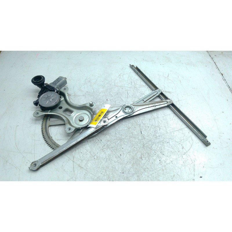 Recambio de elevalunas delantero derecho para toyota hilux vii pick-up (_n1_, _n2_, _n3_) 3.0 d-4d 4wd (kun26) referencia OEM IA