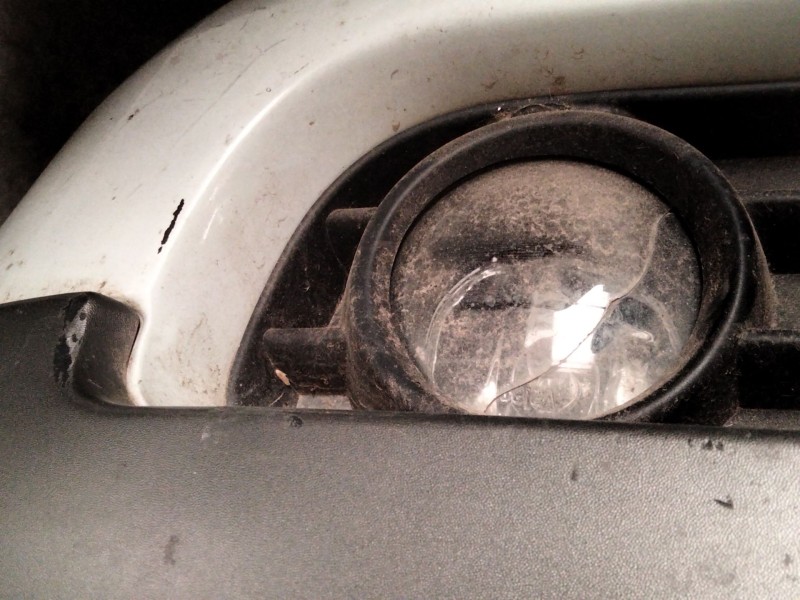 Recambio de paragolpes delantero para renault megane ii sedán (lm0/1_) 1.6 16v (lm1r, lm0c) referencia OEM IAM 620223579R  