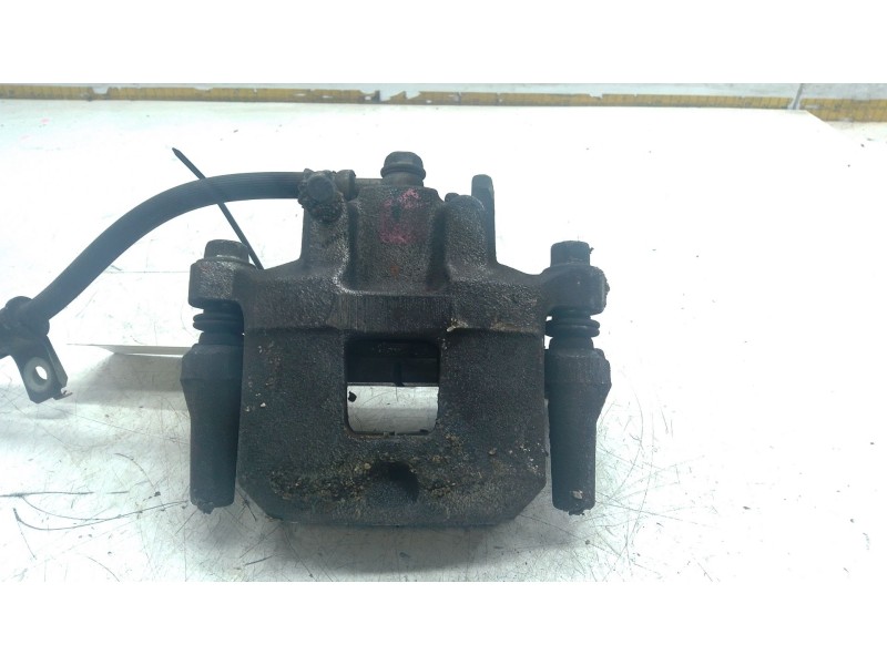 Recambio de pinza freno delantera izquierda para mitsubishi mirage / space star vi hatchback (a0_a) 1.0 (a05a) referencia OEM IA