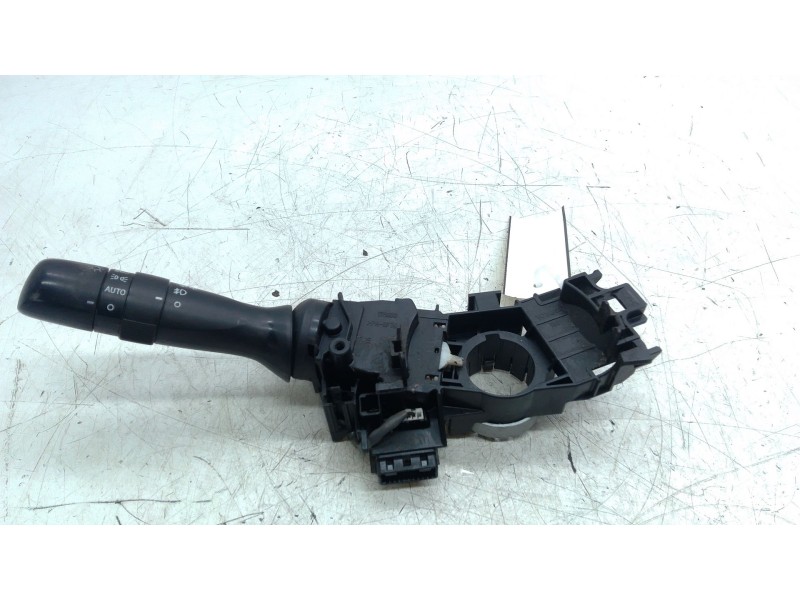 Recambio de mando luces para toyota hilux vii pick-up (_n1_, _n2_, _n3_) 3.0 d-4d 4wd (kun26) referencia OEM IAM   