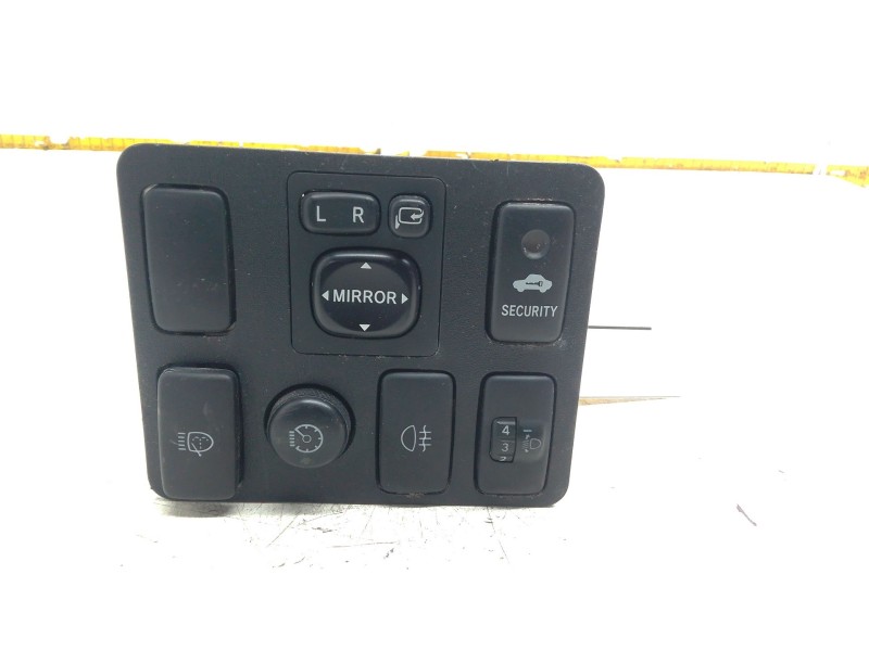 Recambio de mando multifuncion para toyota hilux vii pick-up (_n1_, _n2_, _n3_) 3.0 d-4d 4wd (kun26) referencia OEM IAM 183643  
