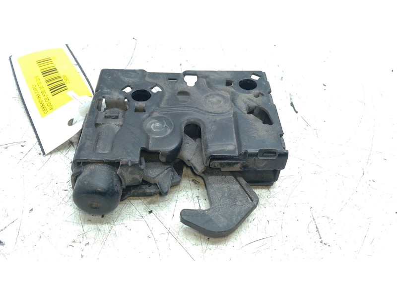 Recambio de cerradura capot para audi q3 (f3b) 35 tdi referencia OEM IAM 83A8235090  