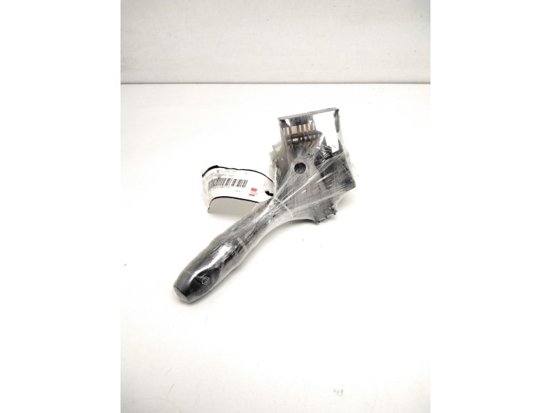 Recambio de mando limpia para kia picanto 1.0 lx referencia OEM IAM 75733A 049705 