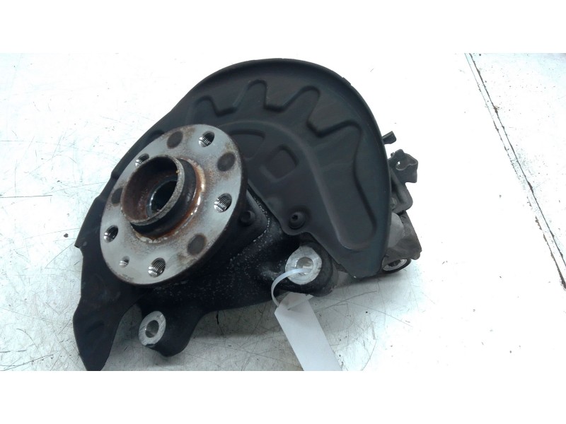 Recambio de mangueta delantera derecha para audi q3 (f3b) 35 tdi referencia OEM IAM 5Q0407258C  