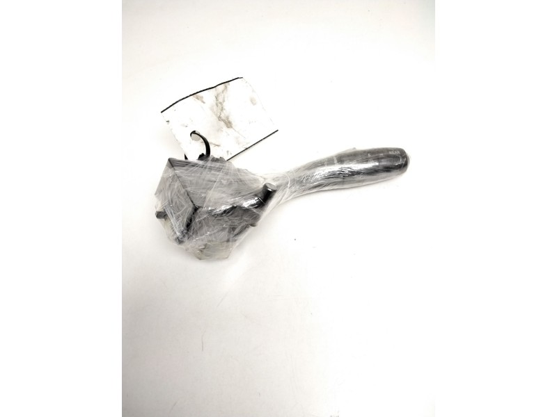 Recambio de mando limpia para kia cee´d 1.6 crdi cat referencia OEM IAM 934201H200 WP20 