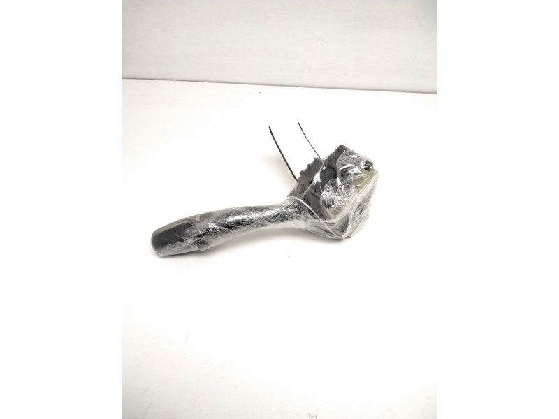 Recambio de mando limpia para hyundai i30 comfort referencia OEM IAM 934202R010VP010  