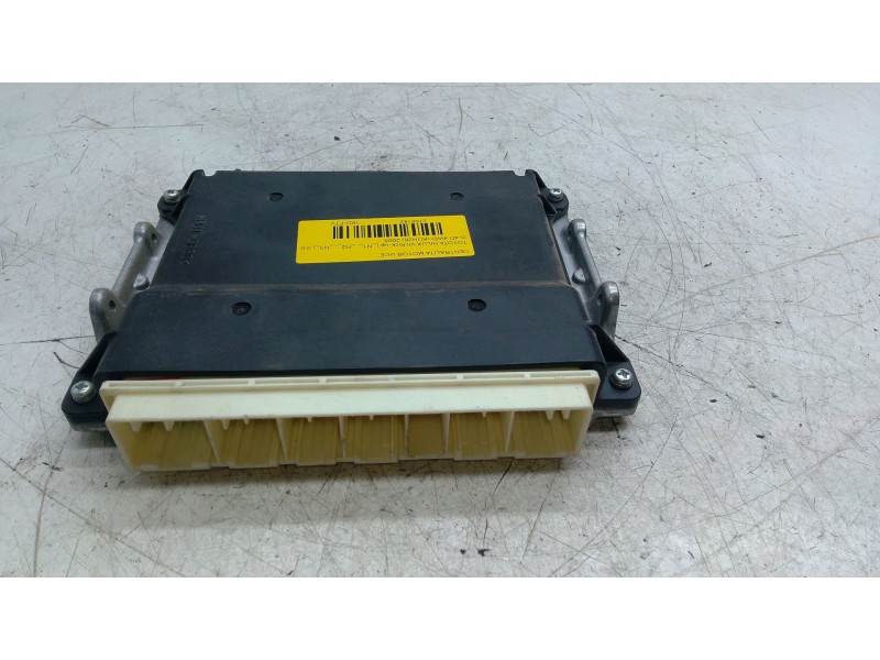 Recambio de centralita motor uce para toyota hilux vii pick-up (_n1_, _n2_, _n3_) 3.0 d-4d 4wd (kun26) referencia OEM IAM 896610