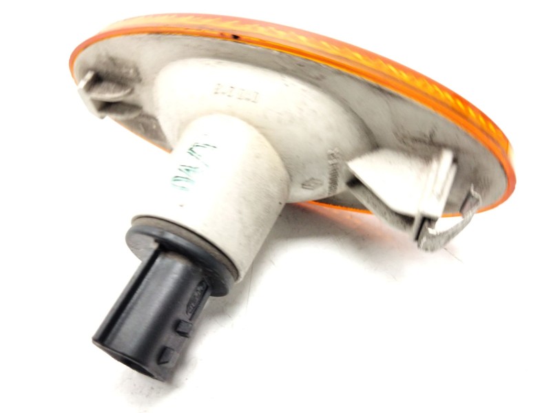 Recambio de piloto lateral izquierdo para renault master iii furgoneta (fv) 2.3 dci 150 fwd (fv0f, fv03) referencia OEM IAM 261B