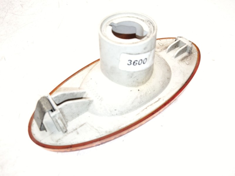 Recambio de piloto lateral izquierdo para renault master iii furgoneta (fv) 2.3 dci 150 fwd (fv0f, fv03) referencia OEM IAM 261B