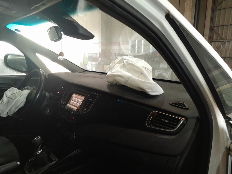 kia carens iv del año 2016