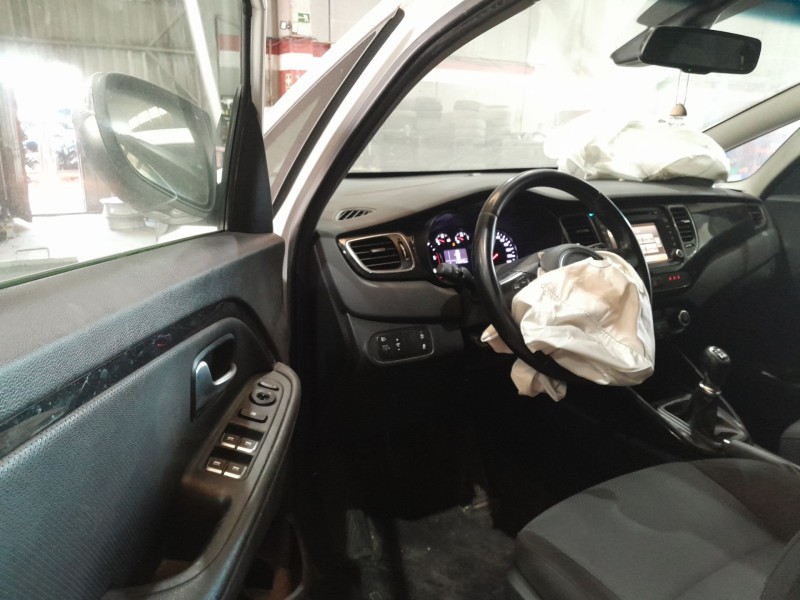 kia carens iv del año 2016