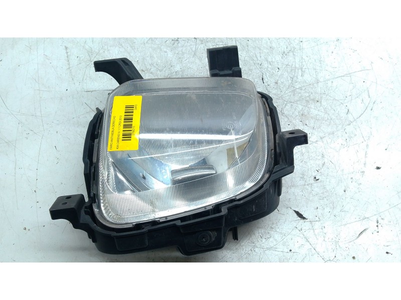 Recambio de faro antiniebla derecho para kia carens iv 1.7 crdi referencia OEM IAM 92202A4010  