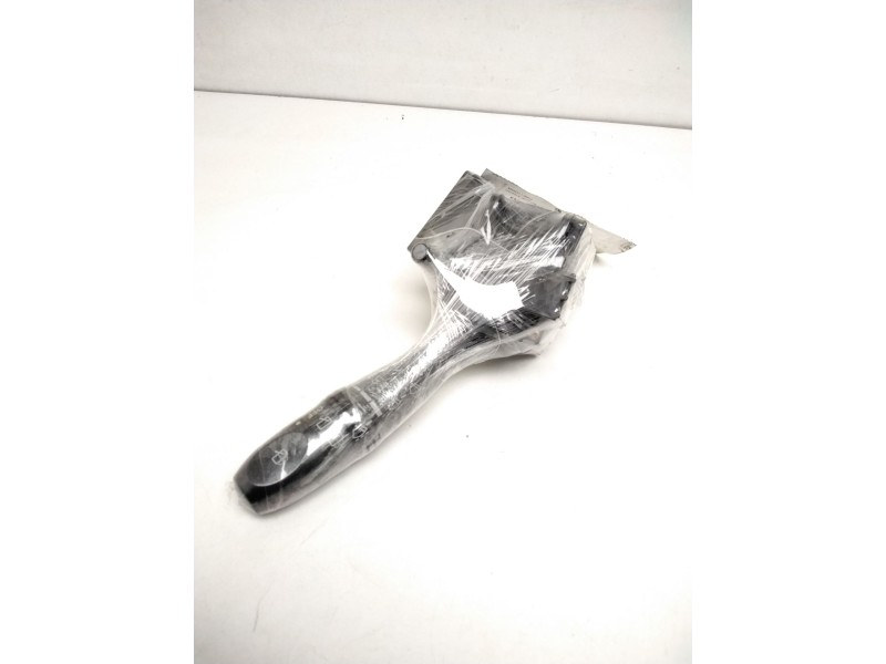 Recambio de mando limpia para hyundai getz (tb) 1.3 gls referencia OEM IAM 32933A  