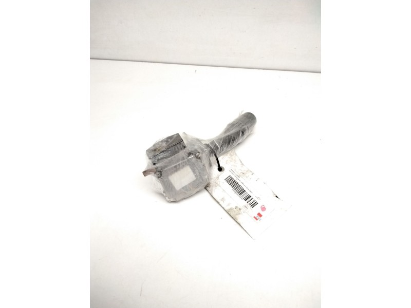 Recambio de mando limpia para hyundai santa fe (sm) 2.0 gls crdi referencia OEM IAM 0319LHD  