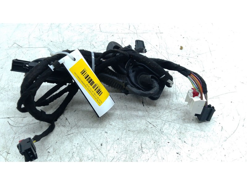 Recambio de instalacion puerta trasera derecha para audi q3 (f3b) 35 tdi referencia OEM IAM 83A971688N  