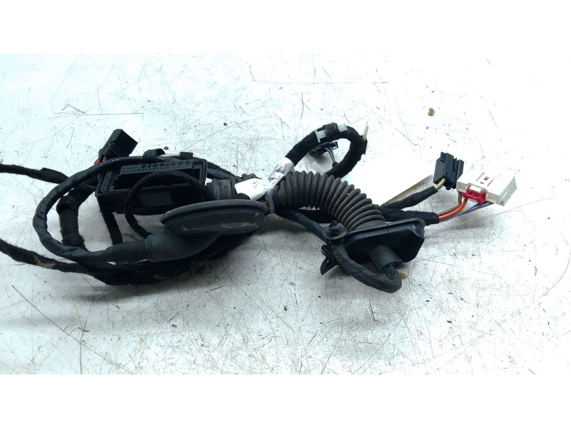 Recambio de instalacion puerta trasera izquierda para audi q3 (f3b) 35 tdi referencia OEM IAM 83A971687S  