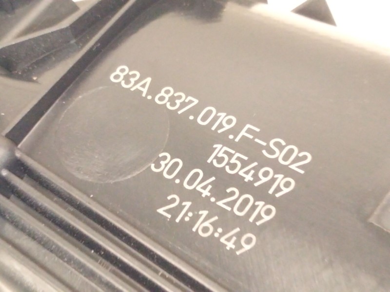 Recambio de maneta interior delantera izquierda para audi q3 (f3b) 35 tdi referencia OEM IAM 83A837019F  