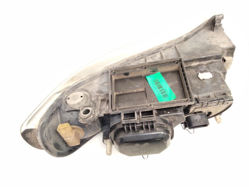 Recambio de faro derecho para audi a4 berlina (b5) 1.8 20v turbo referencia OEM IAM 8D0941004AK  