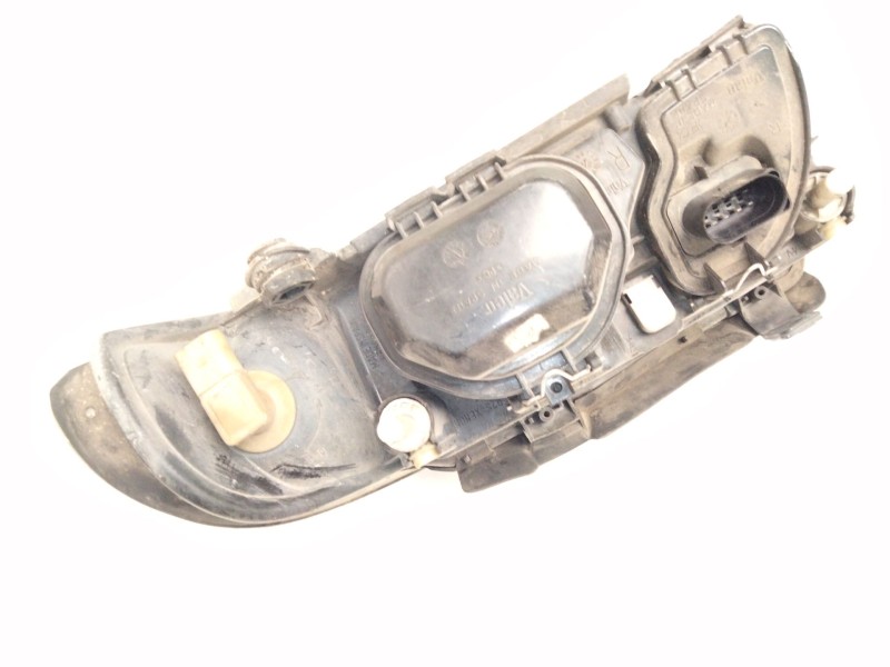 Recambio de faro derecho para audi a4 berlina (b5) 1.8 20v turbo referencia OEM IAM 8D0941004AK  