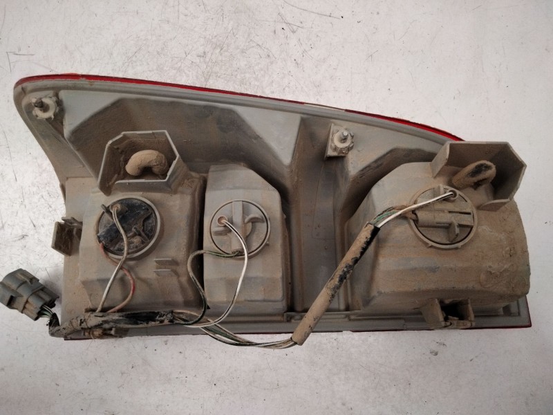 Recambio de piloto trasero derecho para toyota hilux vii pick-up (_n1_, _n2_, _n3_) 3.0 d-4d 4wd (kun26) referencia OEM IAM   