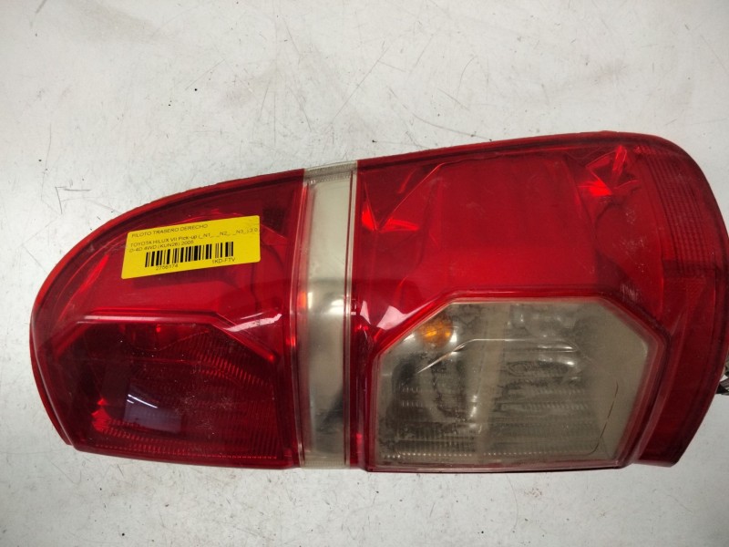 Recambio de piloto trasero derecho para toyota hilux vii pick-up (_n1_, _n2_, _n3_) 3.0 d-4d 4wd (kun26) referencia OEM IAM   
