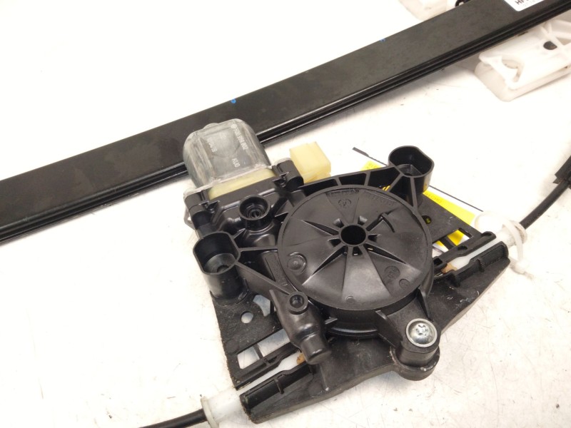 Recambio de elevalunas trasero derecho para audi q3 (f3b) 35 tdi referencia OEM IAM 83A869462  