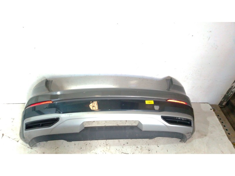 Recambio de paragolpes trasero para audi q3 (f3b) 35 tdi referencia OEM IAM 8A3807521A  