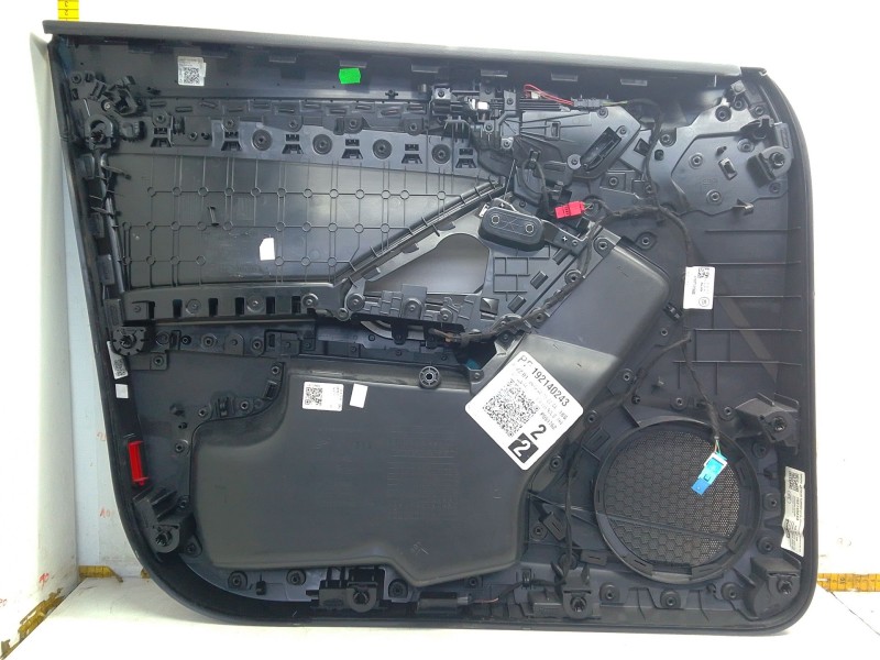 Recambio de guarnecido puerta delantera derecha para audi q3 (f3b) 35 tdi referencia OEM IAM 83A867134  