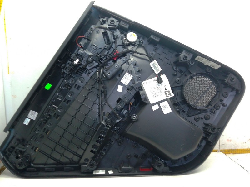 Recambio de guarnecido puerta trasera derecha para audi q3 (f3b) 35 tdi referencia OEM IAM 83A867488  