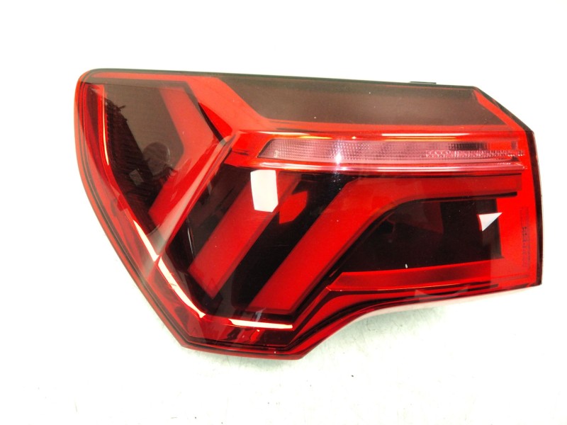 Recambio de piloto trasero izquierdo para audi q3 (f3b) 35 tdi referencia OEM IAM 83A945091  