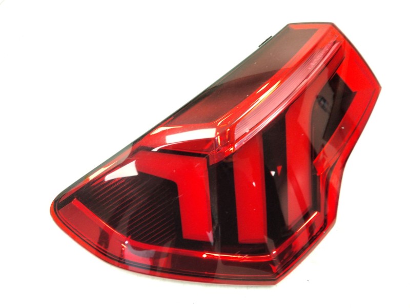 Recambio de piloto trasero izquierdo para audi q3 (f3b) 35 tdi referencia OEM IAM 83A945091  